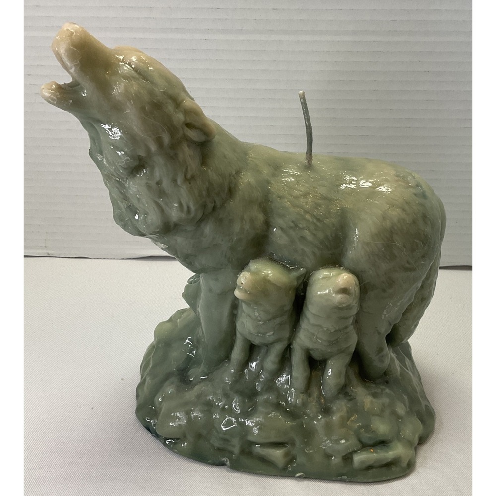 Vintage Carved Wolf & Cubs Howling‎ Handmade Candle Cabin Wilderness Decor